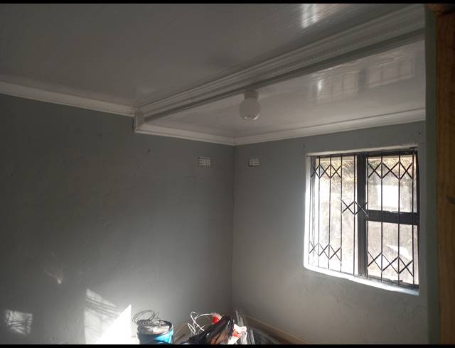 2 BEDROOM HOUSE RENTED IN UMLAZI P